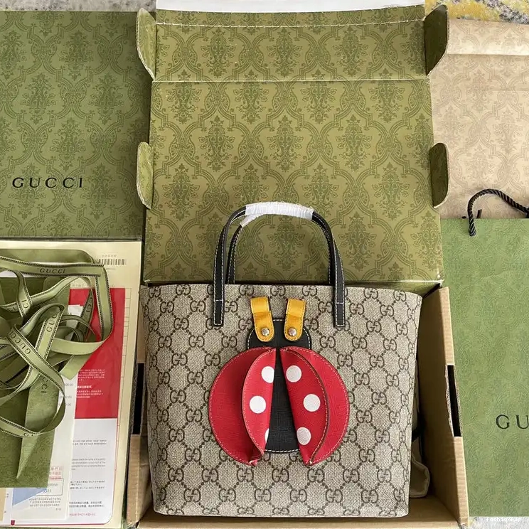 Fashionrepsfam ru Gucci 2207DJ0049 Bag 0606